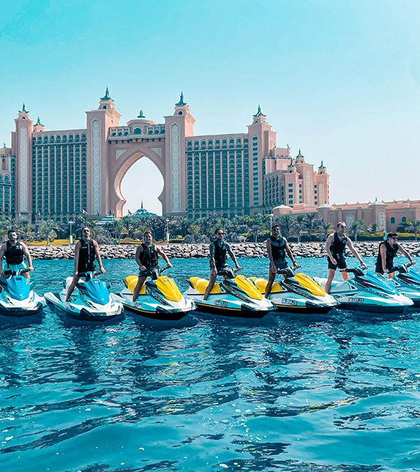 What To Keep In Mind Before Making A Choice Between Wet Or Dry Suit