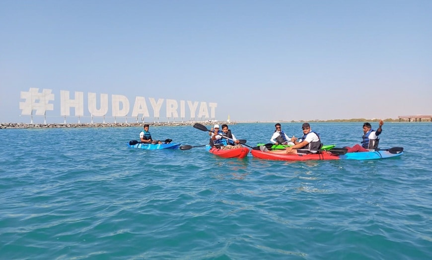kayaking at Al Hudayriyat Island