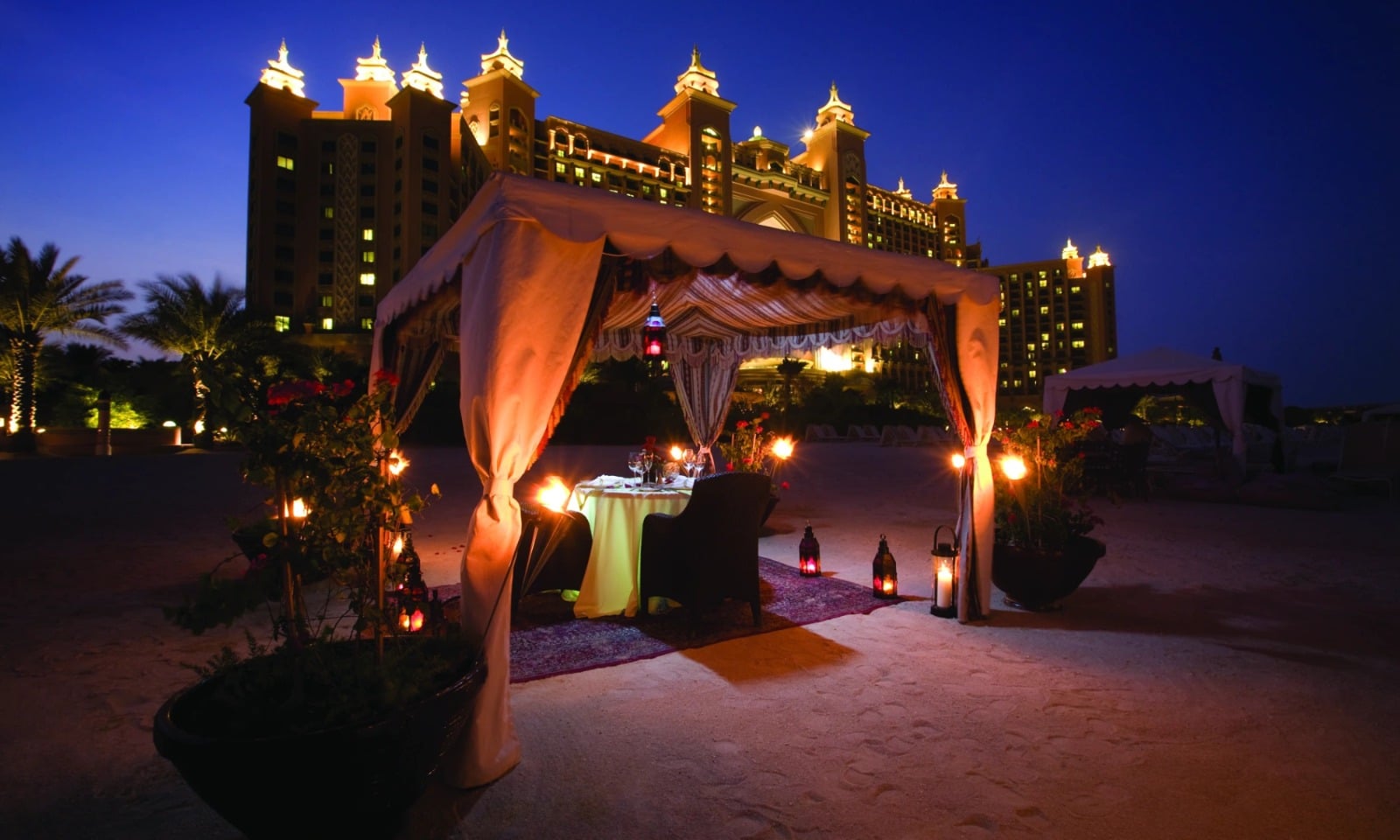 Dreamy Valentine’s Day 2025 Ideas: Dinners, Staycations & Activities