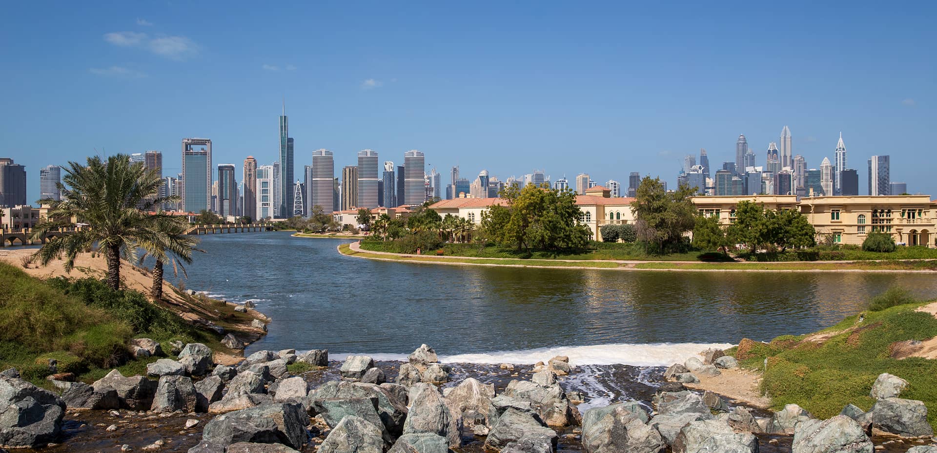 Wide Shot of Jumeirah Island