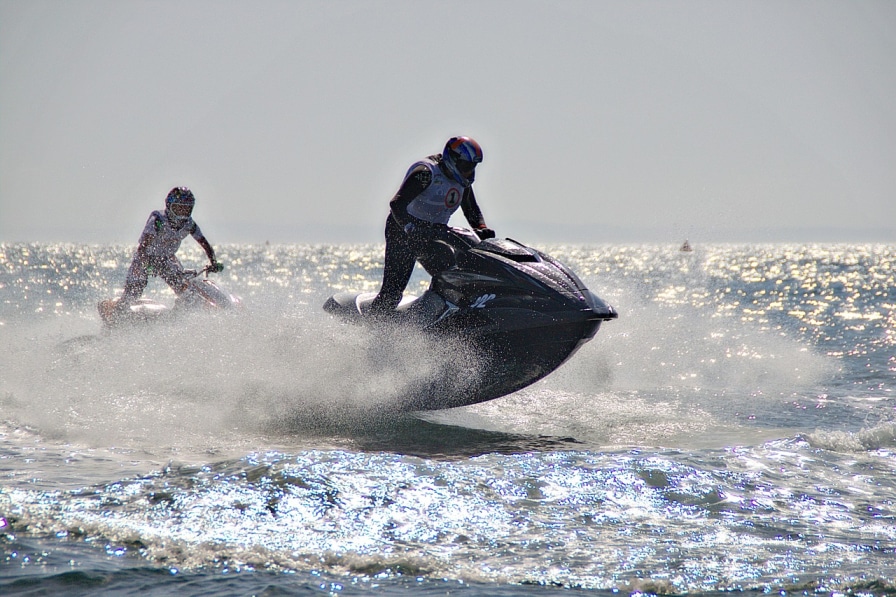 Palm Jumeirah Jet Ski Tour: Explore Atlantis & Dubai Skyline